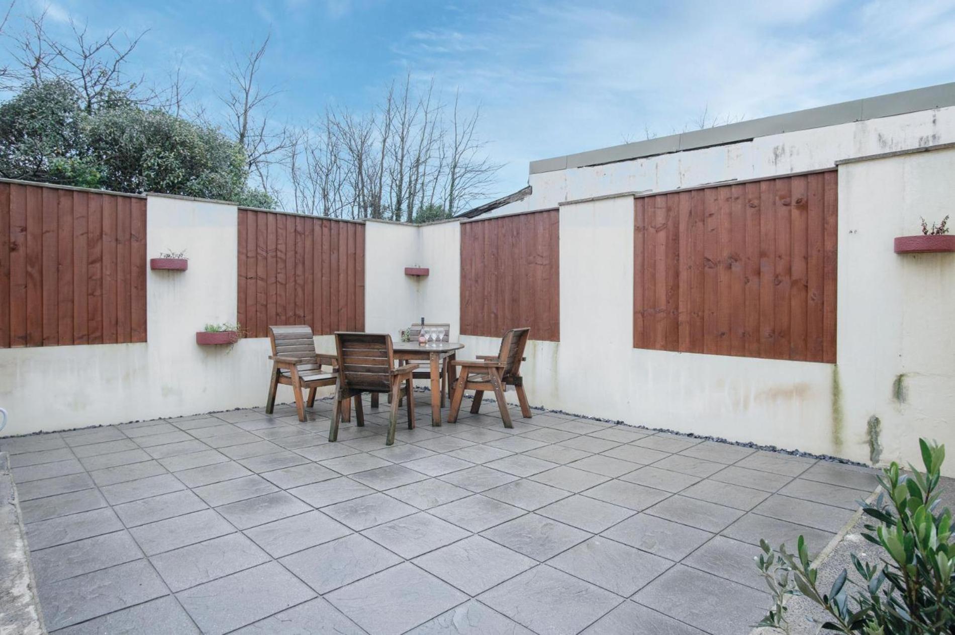 The Brambles - 2 Bedroom Cottage - Llanteg Dış mekan fotoğraf