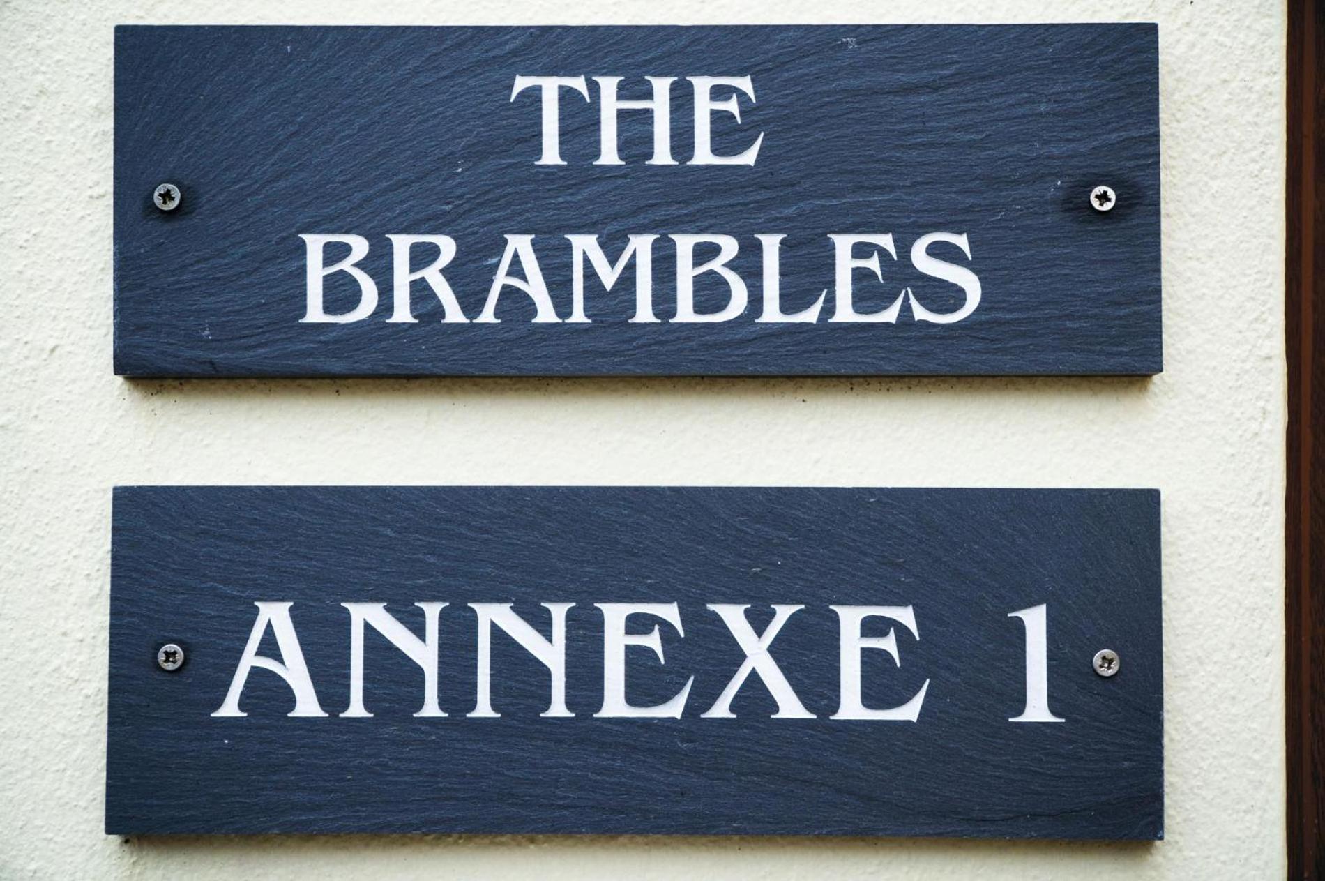 The Brambles - 2 Bedroom Cottage - Llanteg Dış mekan fotoğraf
